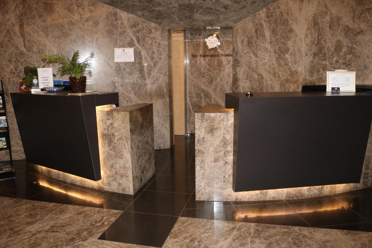 Hotel International Prishtina & Spa Pristina Exterior foto